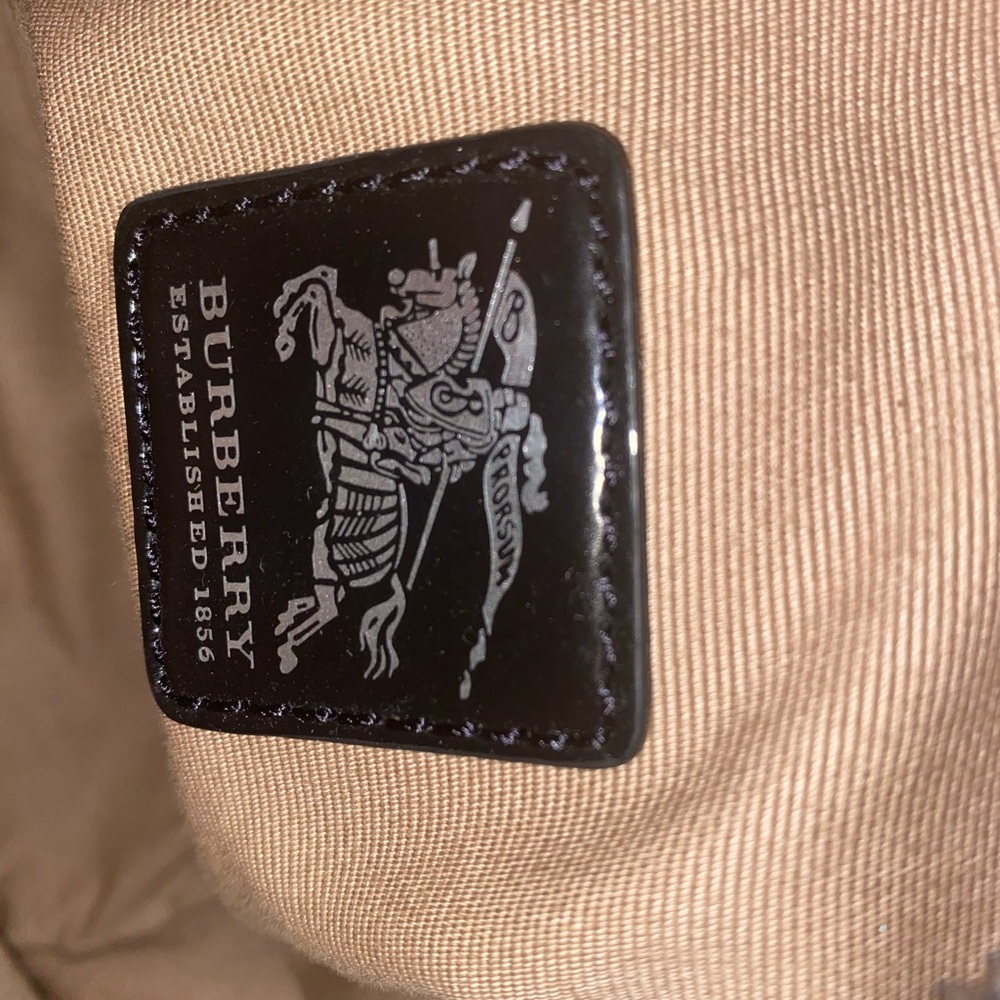 Small Vintage Burberry Tote - Picture 3 of 4